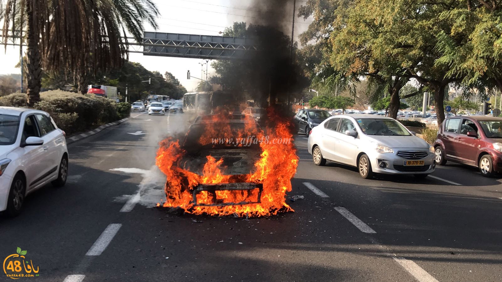 fire in car bentsfvy (3).jpg